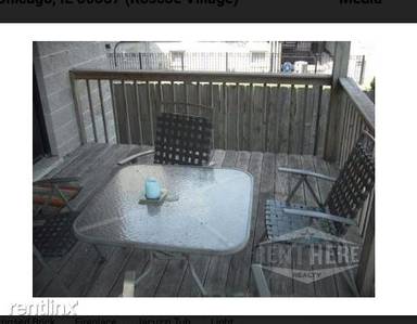 Main picture of 3117 N Damen Ave