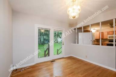 Main picture of 720 Teson Rd