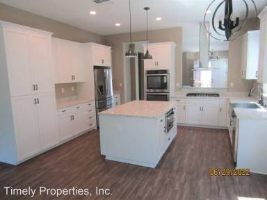 Main picture of 170 Willowgreen Pl