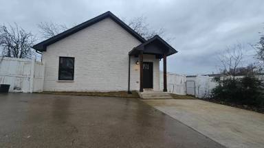 Main picture of 3817 Yellowstone Pl