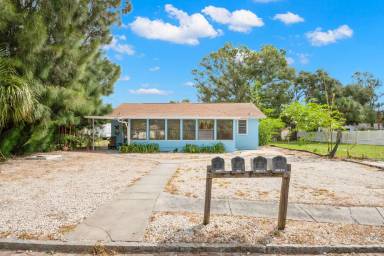 Main picture of 2210 53rd St S