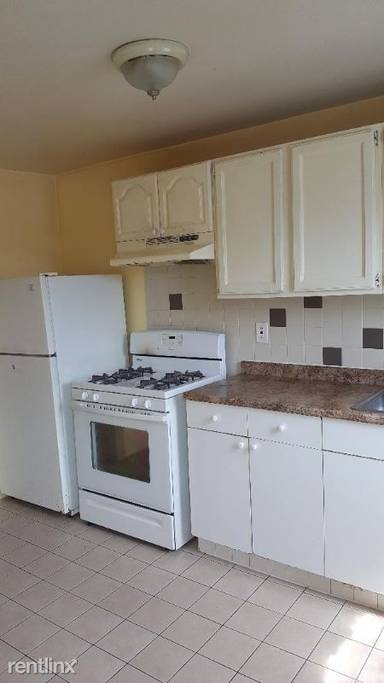 Main picture of 245 Rockaway Ave