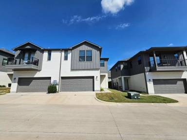 Main picture of 6312 Oakbend Cir