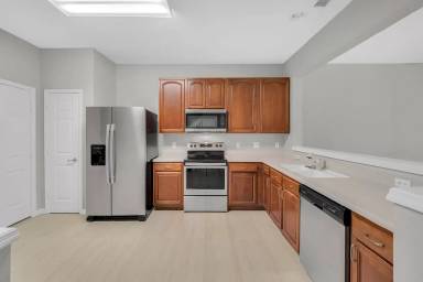 Main picture of 6302 Daysbrook Dr