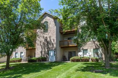 Main picture of 2888 Coral Ct