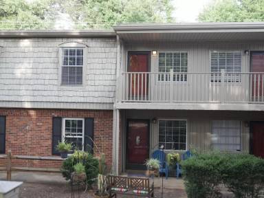 Main picture of 3822 Country Club Rd