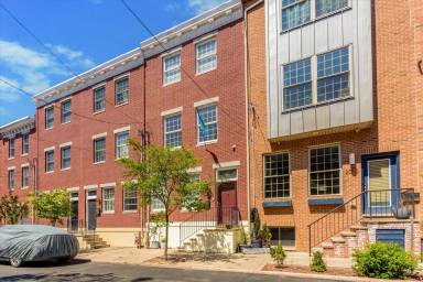 Main picture of 2017 Parrish St