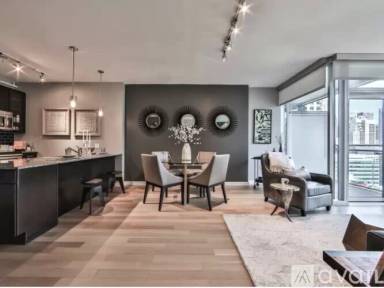 Main picture of 125 W Ohio St