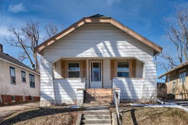 Main picture of 3158 N 47th Ave