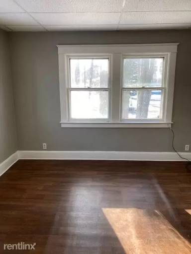 Main picture of 351 Maple Ave