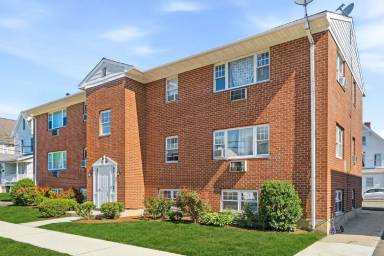 Main picture of 6 Elm St