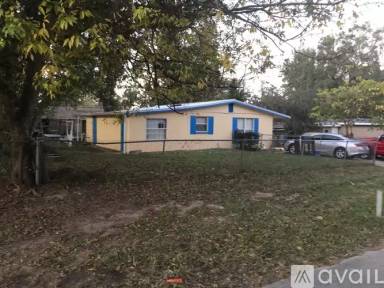 Main picture of 1210 Leon Ln