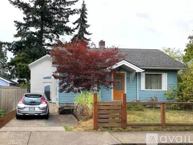 Main picture of 9724 SE Ellis St