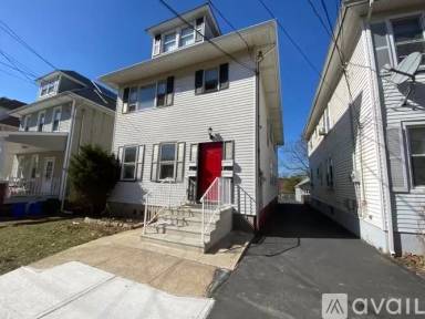 Main picture of 311 Magnolia St