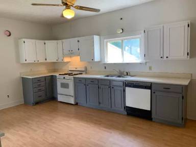 Main picture of 603 McCarthy St