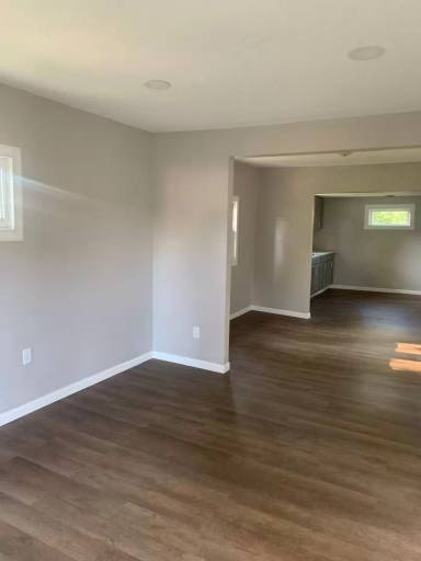 Main picture of 3303 Harvester Ave
