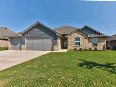 Main picture of 1935 W Flintlock Way