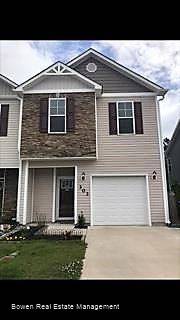 Main picture of 301 - 303 Frisco Way