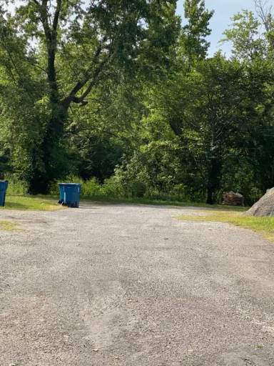 Main picture of 1 Dryden Ct