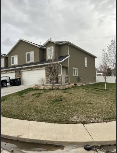 Main picture of 892 E 600 N