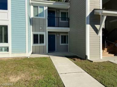 Main picture of 273 Alexandra Dr