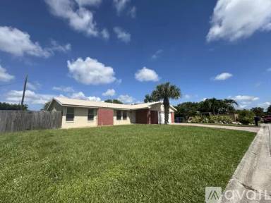 Main picture of 129 Algiers Dr