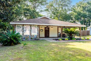 Main picture of 602 Dogwood Rd