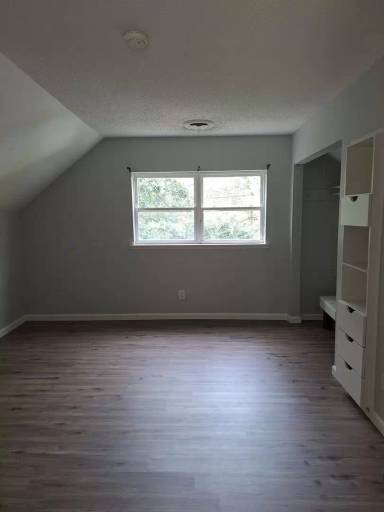 Main picture of 2412 Independence St