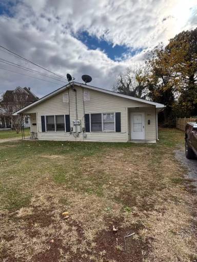 Main picture of 1052 Forest Park Blvd NW