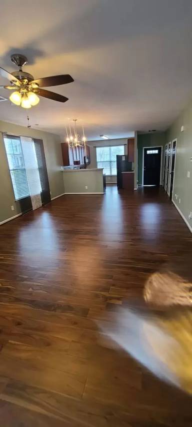 Main picture of 5520 Farm House Trl