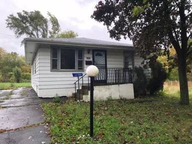Main picture of 4561 Delaware St