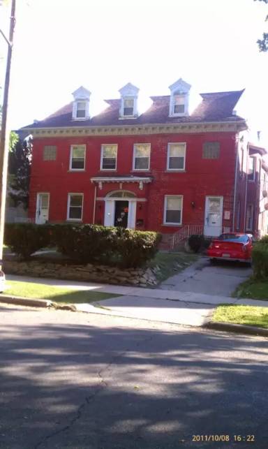 Main picture of 353 Kenilworth Ave