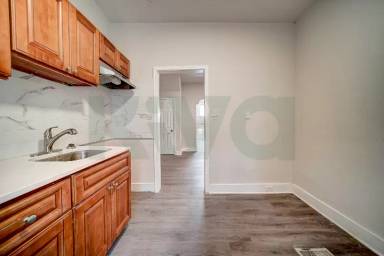 Main picture of 2648 N Stanley St