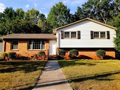 Main picture of 6416 Deramus Ave NW