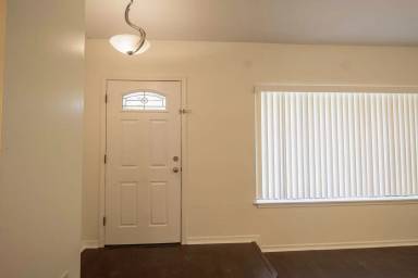 Main picture of 1321 Myrtle Dr