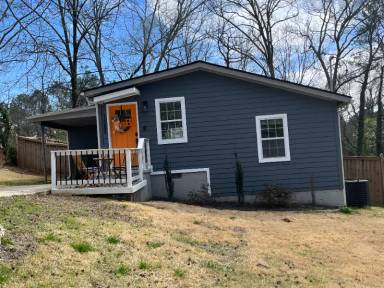 Main picture of 1585 Abner Ter NW