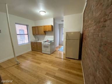 Main picture of 611 W 176th St