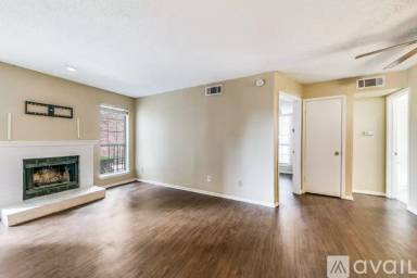 Main picture of 7621 McCallum Blvd