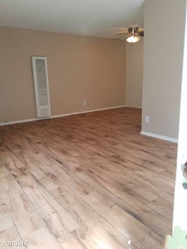 Main picture of 6615 De Soto Ave