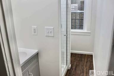 Main picture of 1013 N Charles St