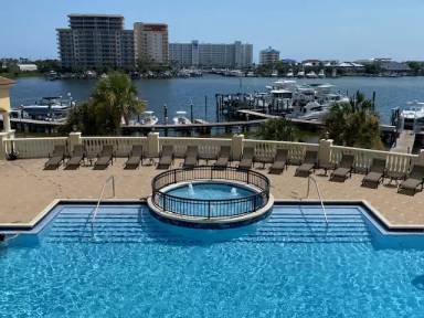 Main picture of 770 Harbor Blvd