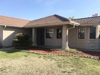 Main picture of 2409 Neill Way
