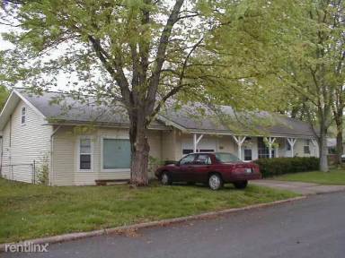 Main picture of 2462 S Westwood Ave