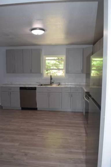 Main picture of 229 Cliftview Dr