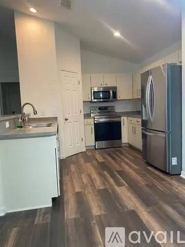 Main picture of 13036 SW 67th Ave