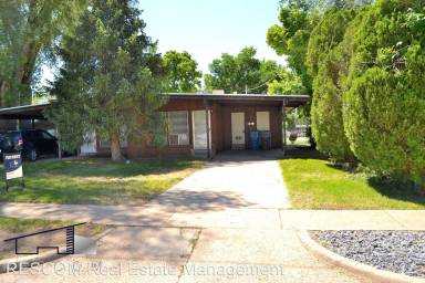 Main picture of 4137 Madison Ave