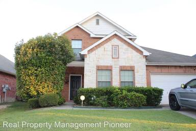 Main picture of 3309 Hoover Dr