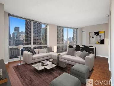 Main picture of 101 E Chicago Ave