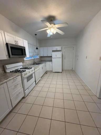 Main picture of 3519 Kavanaugh Blvd
