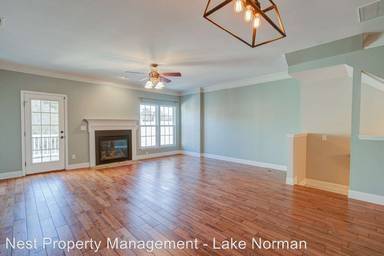 Main picture of 13812 Hill St